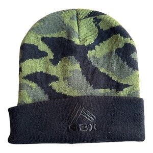 NEW child's camouflage cuffed beanie